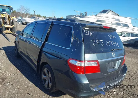2005 Honda Odyssey Touring from USA, damaged, VIN 5FNRL38805B032904